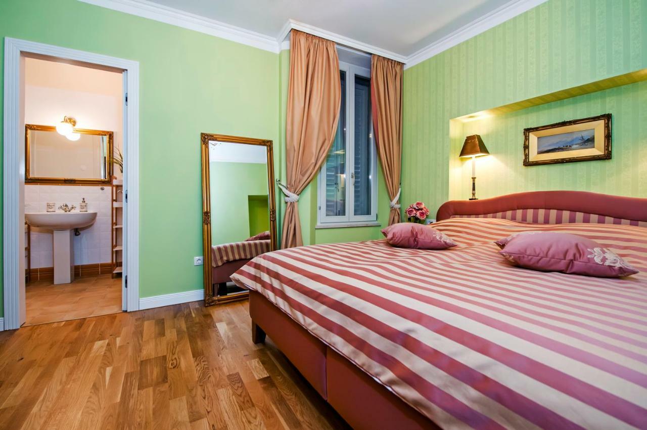 Adriatic Royal Sea View Apartment Rovinj Ngoại thất bức ảnh
